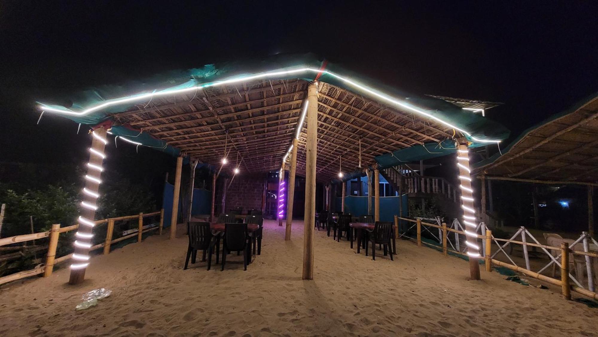 Golden Sky Hotel Gokarna  Luaran gambar